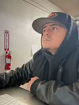 PeterGrandee online show from December 26, 2024, 4:47 pm