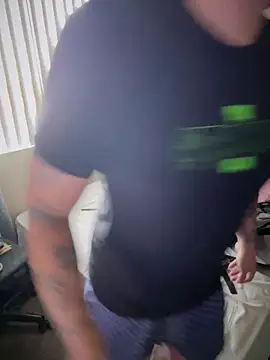 PeterGrandee online show from November 11, 2025, 10:10 pm