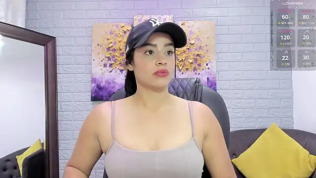 Paula Desousa online show from November 8, 2025, 1:55 pm