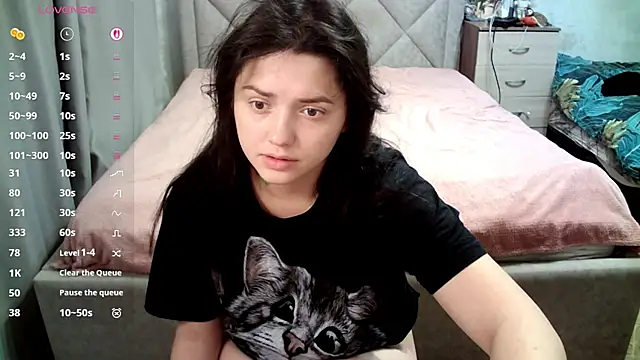 juliettkalen online show from July 6, 2026, 2:30 am
