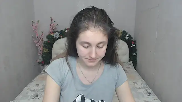 Holliy Cooper online show from January 21, 2025, 1:08 am