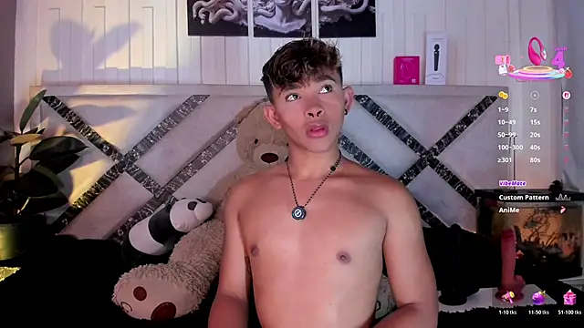 Snapshot of Austin_connor_ chatting on December 4, 2025, 10:35 am Austin connor online show from December 4, 2025, 10:35 am