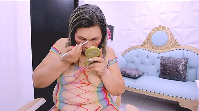 Snapshot of dianamilf chatting on March 14, 2025, 2:53 am dianamilf online show from March 14, 2025, 2:53 am