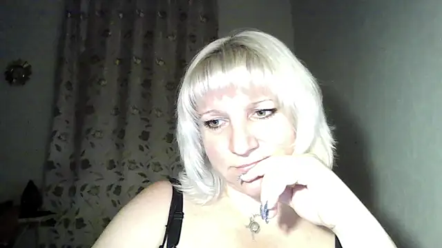 MeilomaWesa online show from October 27, 2025, 2:54 pm