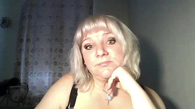 MeilomaWesa online show from November 12, 2025, 7:20 am