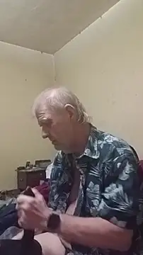 cmagic9 online show from April 8, 2026, 5:13 pm