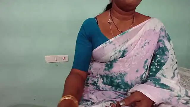 shrutitelugu69 online show from April 3, 2026, 6:00 am