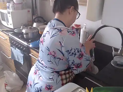 Snapshot of Alma44 chatting on January 8, 2026, 9:11 am Alma44 online show from January 8, 2026, 9:11 am