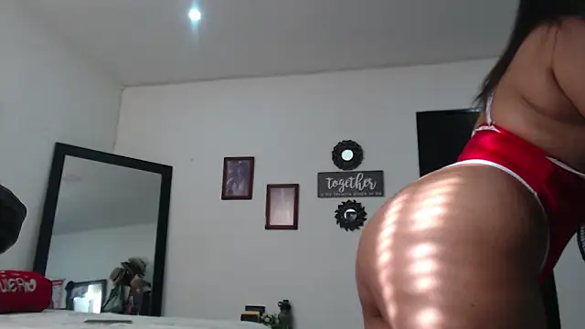 Snapshot of BombasticASSXXX chatting on May 9, 2026, 9:20 pm BombasticASSXXX online show from May 9, 2026, 9:20 pm