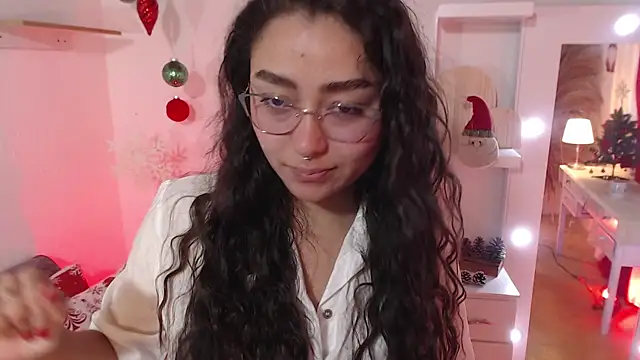  Kim  M online show from December 16, 2025, 1:49 pm