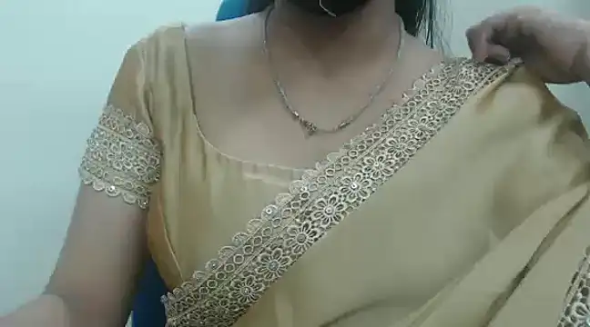 Snapshot of Lovely_Siri_23 chatting on February 15, 2025, 6:02 am Lovely Siri 23 online show from February 15, 2025, 6:02 am