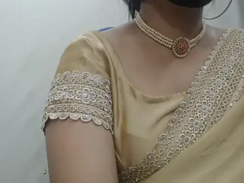 Lovely Siri 23 online show from April 11, 2026, 8:24 pm