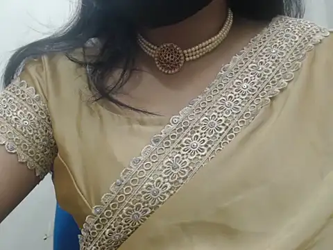 Lovely Siri 23 online show from April 12, 2026, 9:14 am