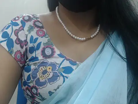 Snapshot of Lovely_Siri_23 chatting on July 12, 2026, 8:00 pm Lovely Siri 23 online show from July 12, 2026, 8:00 pm