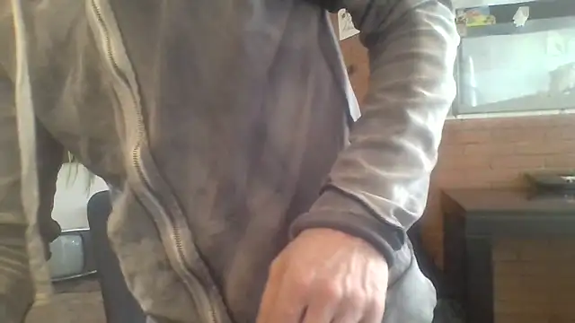 Snapshot of Stevenson988 chatting on October 14, 2025, 3:24 pm Stevenson988 online show from October 14, 2025, 3:24 pm