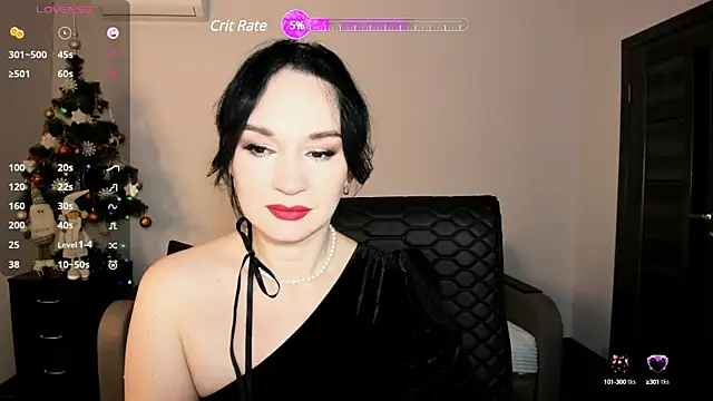 Snapshot of Sofia_Ford chatting on December 17, 2024, 7:29 am Sofia Ford online show from December 17, 2024, 7:29 am