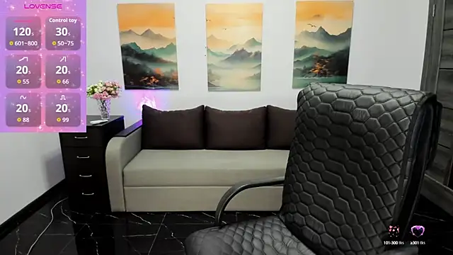 Snapshot of Sofia_Ford chatting on October 10, 2025, 7:07 am Sofia Ford online show from October 10, 2025, 7:07 am