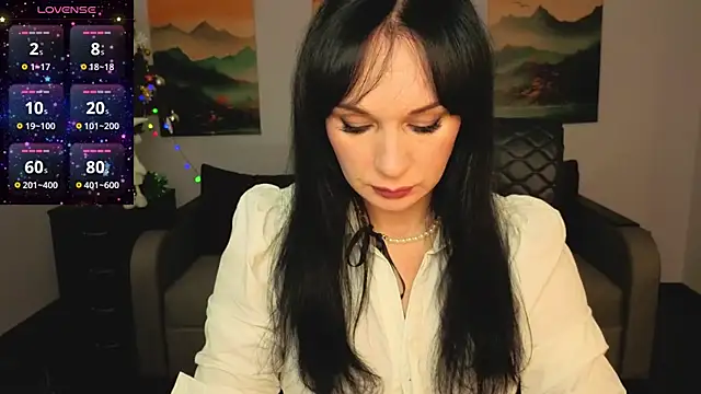 Snapshot of Sofia_Ford chatting on December 17, 2025, 7:47 am Sofia Ford online show from December 17, 2025, 7:47 am