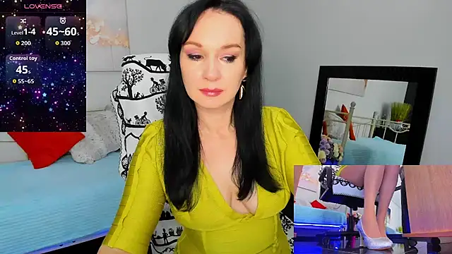 Snapshot of Sofia_Ford chatting on February 6, 2026, 8:18 am Sofia Ford online show from February 6, 2026, 8:18 am