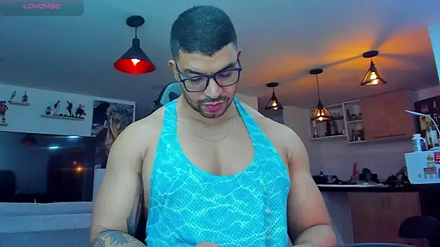 Snapshot of Michael_Diamond chatting on January 18, 2025, 2:47 am Michael Diamond online show from January 18, 2025, 2:47 am