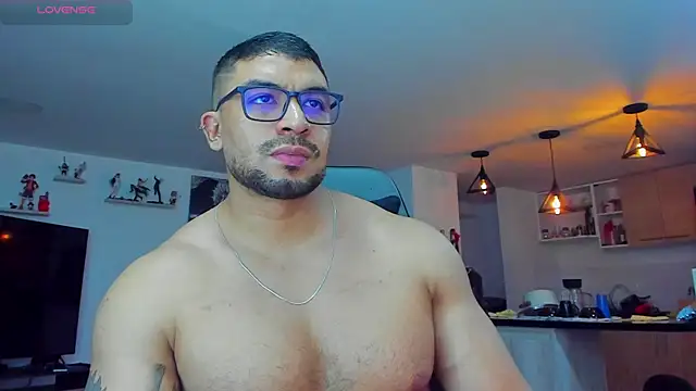 Snapshot of Michael_Diamond chatting on February 26, 2025, 2:48 am Michael Diamond online show from February 26, 2025, 2:48 am