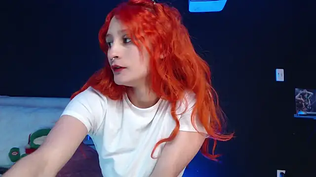 Snapshot of skinny_Raven chatting on December 16, 2025, 1:10 am skinny Raven online show from December 16, 2025, 1:10 am