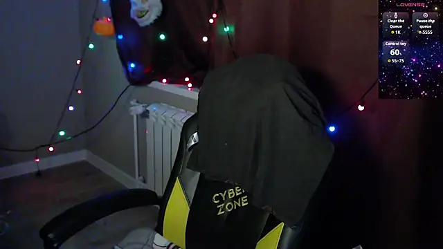 Snapshot of so_cute777 chatting on April 1, 2026, 3:42 pm so cute777 online show from April 1, 2026, 3:42 pm