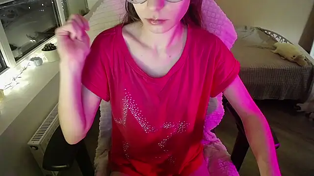 MissLinaDream online show from May 25, 2026, 8:26 pm