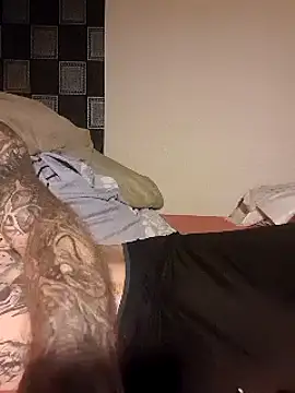 PIercingBoy38 online show from January 22, 2025, 4:02 am