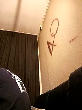 PIercingBoy38 online show from November 28, 2025, 1:30 am