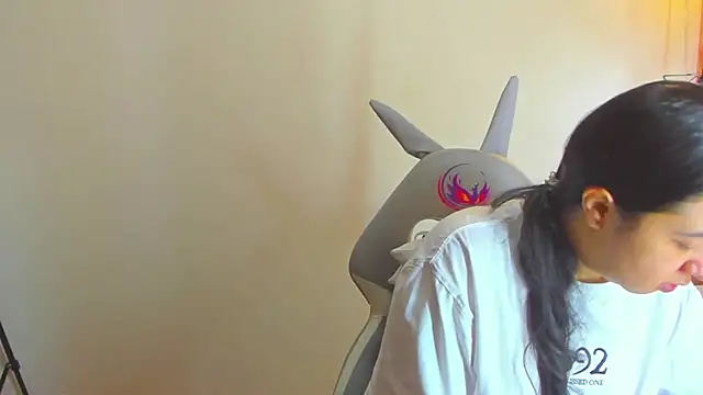 sayumi dirty online show from September 18, 2025, 12:07 pm