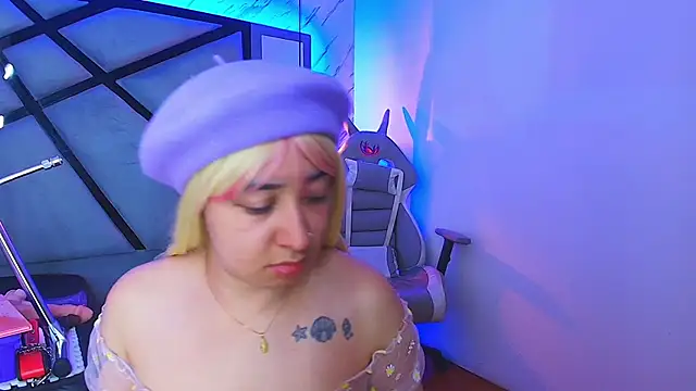 sayumi dirty online show from April 8, 2026, 7:03 pm