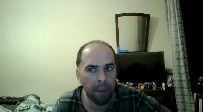 Snapshot of sstrasser chatting on December 5, 2024, 1:25 am sstrasser online show from December 5, 2024, 1:25 am