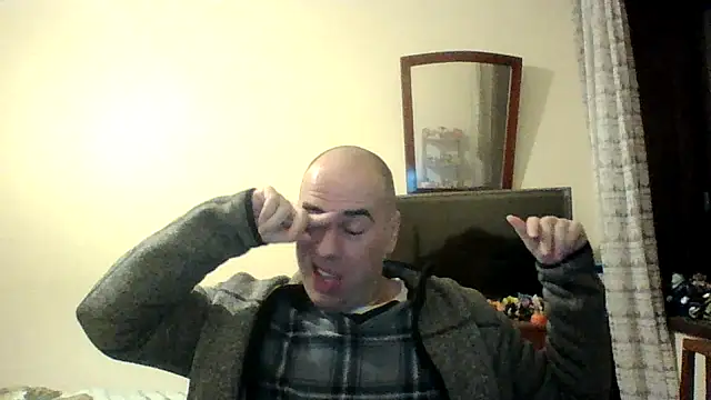 Snapshot of sstrasser chatting on December 15, 2024, 10:26 pm sstrasser online show from December 15, 2024, 10:26 pm