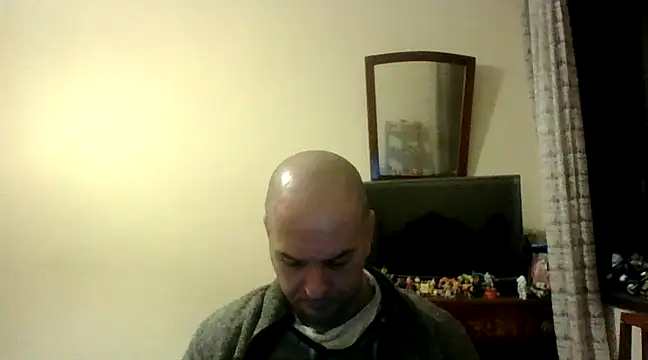 Snapshot of sstrasser chatting on January 5, 2025, 11:22 pm sstrasser online show from January 5, 2025, 11:22 pm