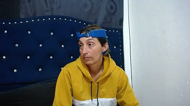 Snapshot of anyu1306 chatting on February 1, 2025, 3:08 am anyu1306 online show from February 1, 2025, 3:08 am