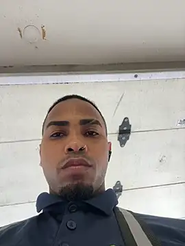 Diosn111 online show from December 18, 2025, 1:06 pm