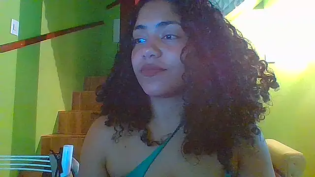 Snapshot of savanahottie chatting on August 6, 2026, 12:45 am savanahottie online show from August 6, 2026, 12:45 am