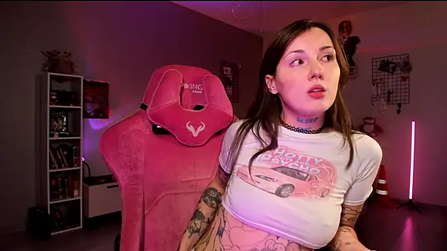 Snapshot of milky_cunt chatting on September 25, 2025, 4:16 am milky cunt online show from September 25, 2025, 4:16 am