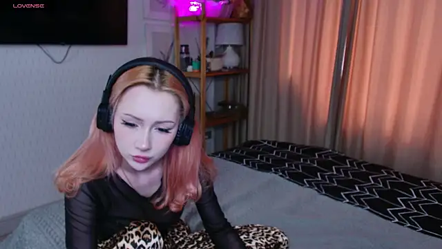 Snapshot of Lexitey chatting on June 10, 2026, 8:46 am Lexitey online show from June 10, 2026, 8:46 am