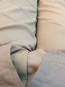 Snapshot of u_wan_me chatting on March 4, 2025, 10:24 am u wan me online show from March 4, 2025, 10:24 am