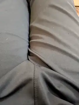 Snapshot of u_wan_me chatting on October 1, 2025, 11:27 am u wan me online show from October 1, 2025, 11:27 am