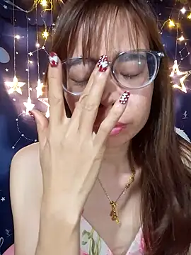 Snapshot of __Mai-love19__ chatting on February 24, 2026, 8:12 am Mai-love19 online show from February 24, 2026, 8:12 am