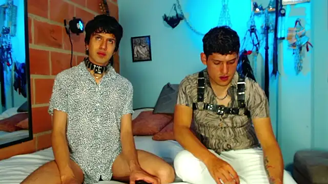 dom2travelersss online show from March 11, 2026, 6:14 pm