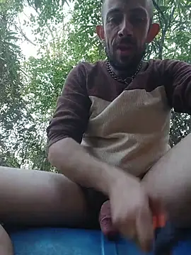 Snapshot of afTerparTycloudz chatting on March 14, 2026, 10:26 pm afTerparTycloudz online show from March 14, 2026, 10:26 pm