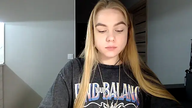 Snapshot of Sunbeam_ chatting on January 27, 2025, 7:24 pm Sunbeam online show from January 27, 2025, 7:24 pm