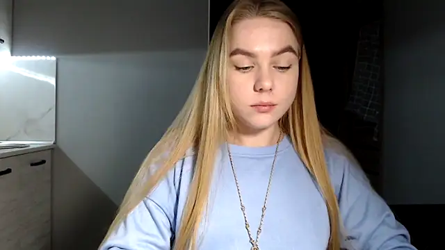 Snapshot of Sunbeam_ chatting on March 12, 2025, 10:28 pm Sunbeam online show from March 12, 2025, 10:28 pm