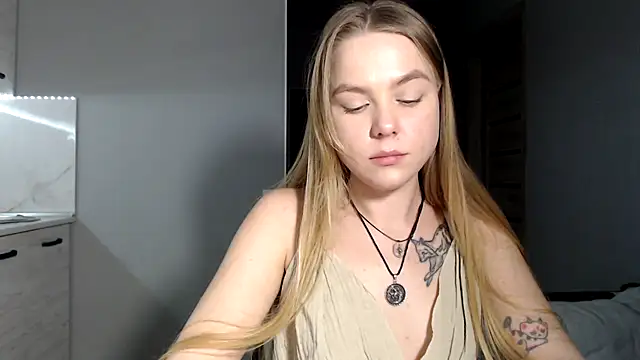 Snapshot of Sunbeam_ chatting on February 14, 2026, 5:53 pm Sunbeam online show from February 14, 2026, 5:53 pm