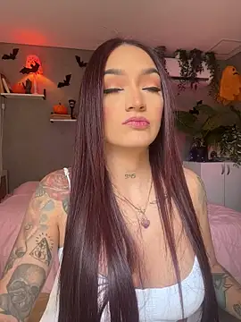 DaniDusan  online show from October 29, 2025, 6:31 pm