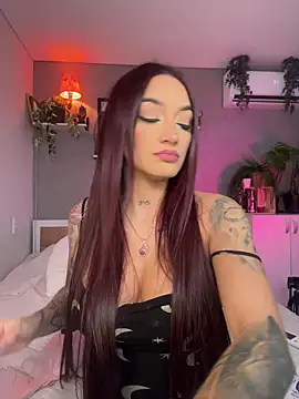 DaniDusan  online show from November 13, 2025, 7:13 pm